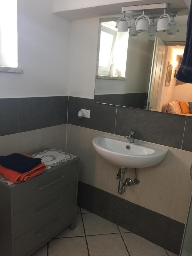 Viola Apartment 皮昂比诺 外观 照片